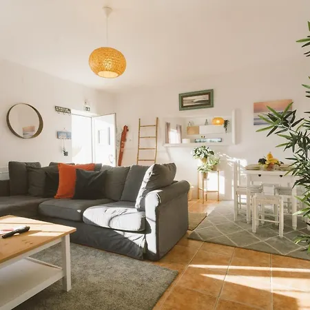26: Baleal Front Retreat Feriehus *