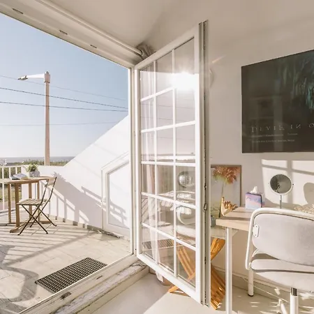 Feriehus 26: Baleal Front Retreat *