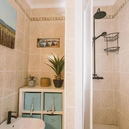 Feriehus 26: Baleal Front Retreat Ferrel (Leiria)